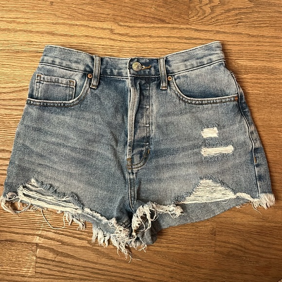PacSun Vintage High Rise Size 26 Denim Shorts Medium Wash - Picture 1 of 3